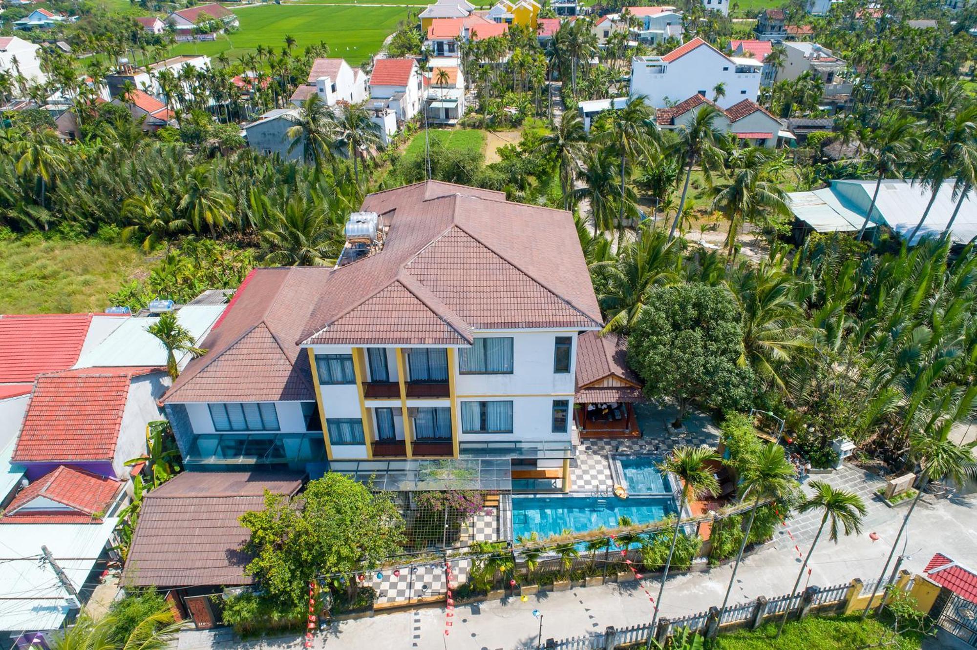 Lancelynk Retreat Hoi An Hotel Exterior photo